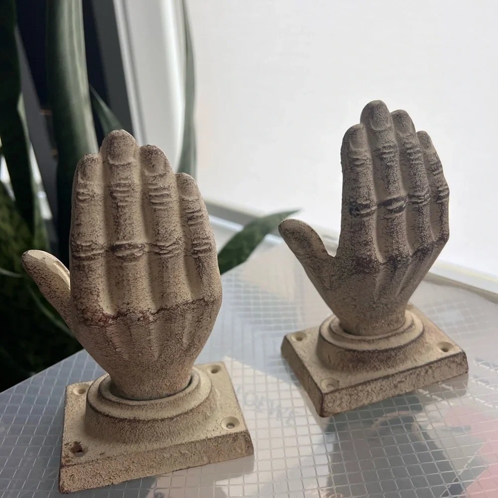 Decorative Distressed Cast Iron Hand Wall Hang / Bookends - Picture 4 of 6